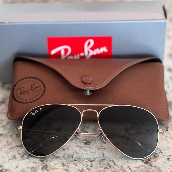 Ray-Ban Aviator Womens or Mens - Picture 1 of 5